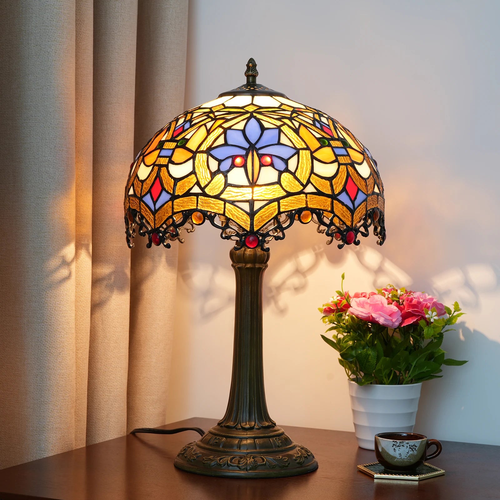 Yellow Peacock Tail Style Stained Glass Table Lamp Vintage Handmade Reading Lamp for Living Room Home Office Decor Light