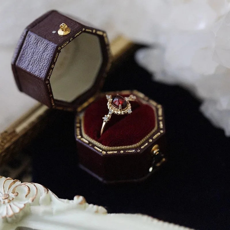 Vintage Oval Wreath Ring for Women