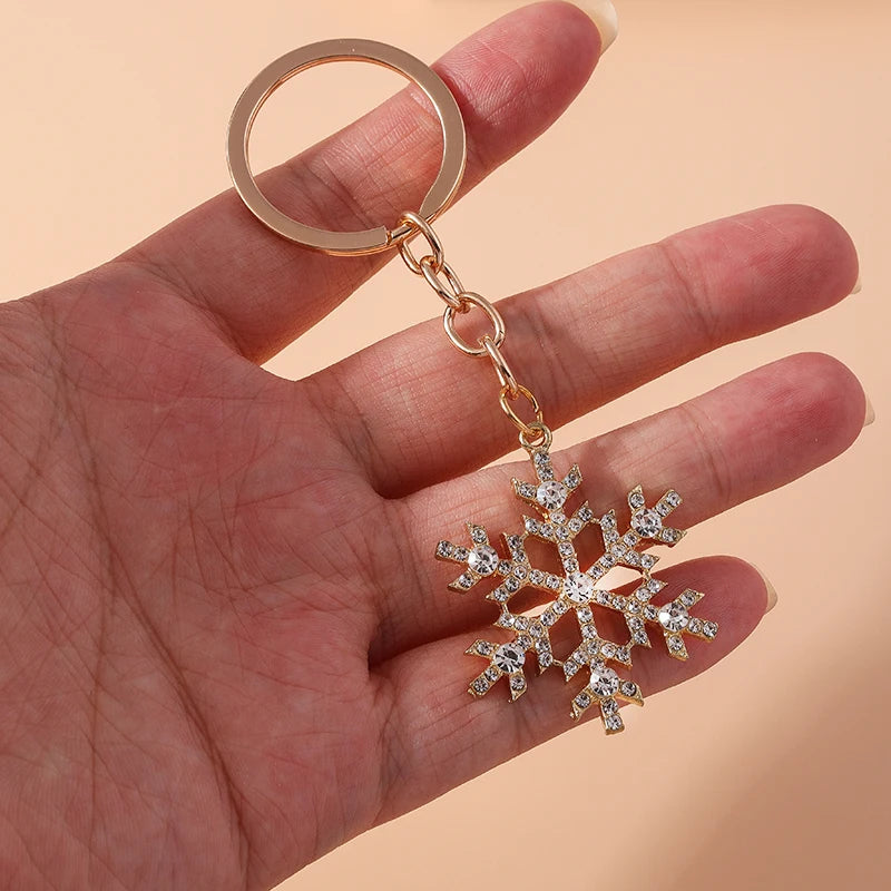 Fashion Crystal Christmas Snowflake Keychain for Car Key Festival Gifts for Women Men Handbag Pendant Keyrings DIY Accessories