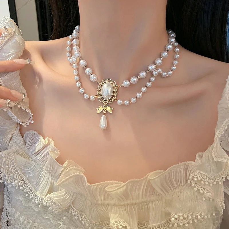 Elegant Baroque Pearl Necklace