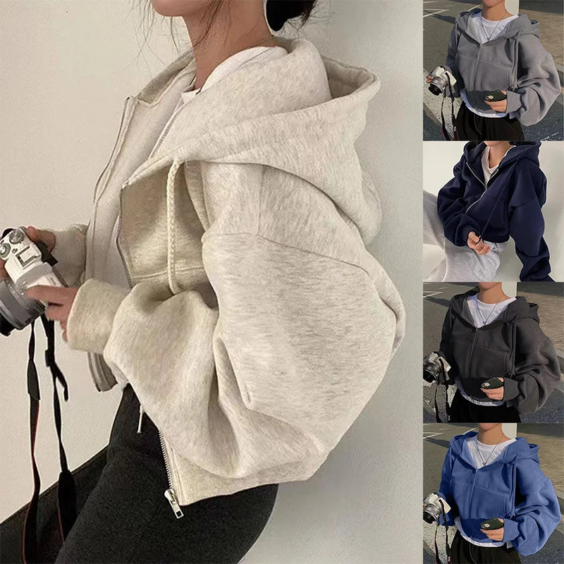 Smooth Silhouette Zip-Up Hoodie