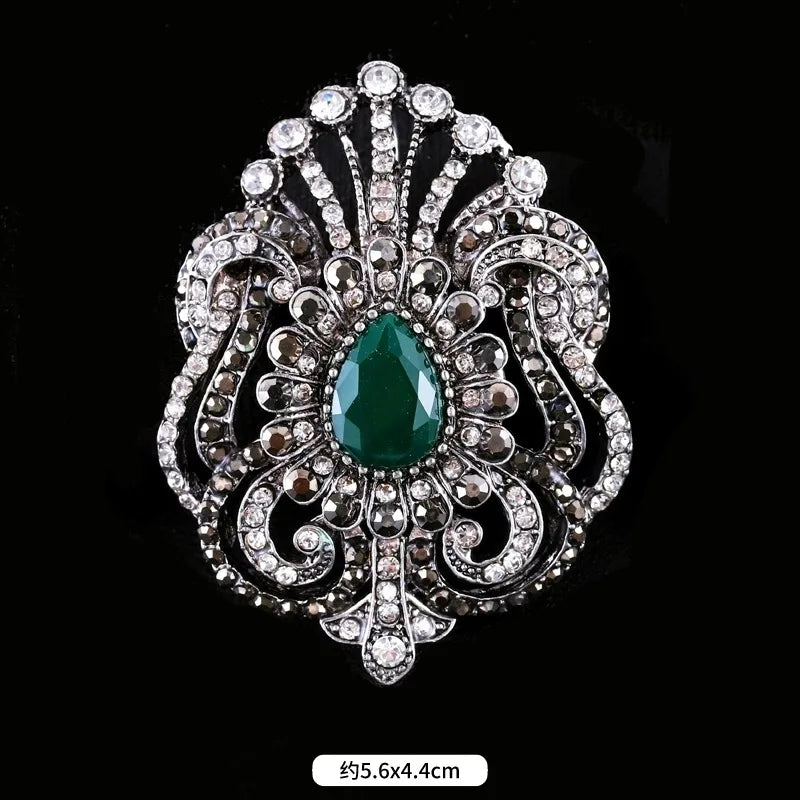 Baroque Style Vintage Women Men Fashion Crystal Brooches Pins Retro Palace Metal Badges Lapel Pin Unisex Party Corsage Jewelry