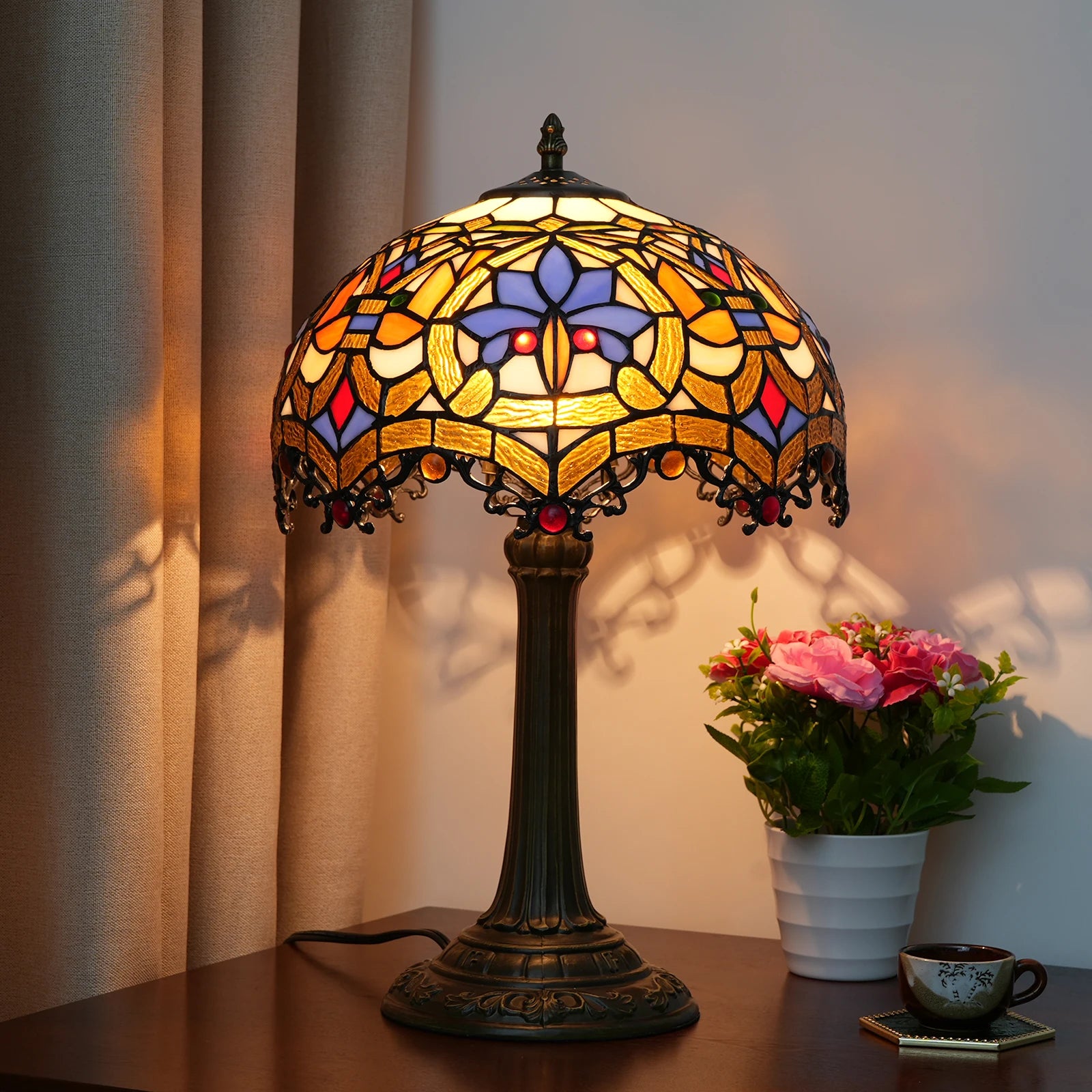 Yellow Peacock Tail Style Stained Glass Table Lamp Vintage Handmade Reading Lamp for Living Room Home Office Decor Light