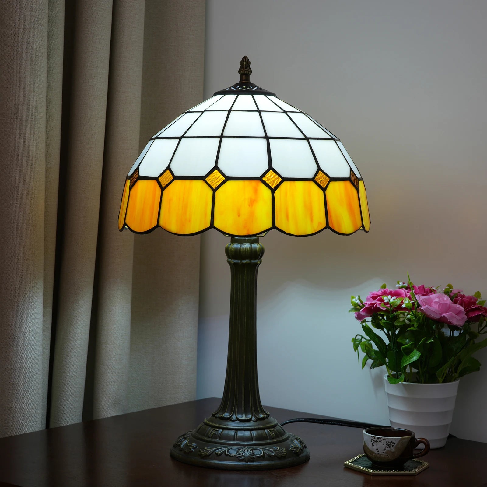 Yellow Peacock Tail Style Stained Glass Table Lamp Vintage Handmade Reading Lamp for Living Room Home Office Decor Light