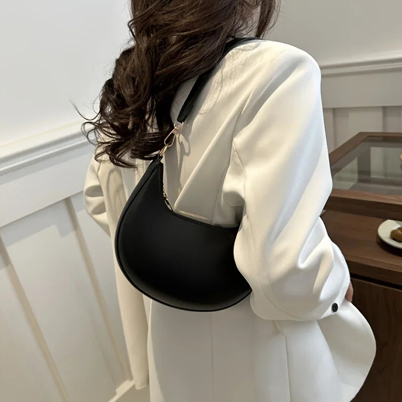 Shoulder Bags Women NEW Fashionable High-end Moon-shaped Baseball Bag Showing Luxury Women's Single Shoulder Bag