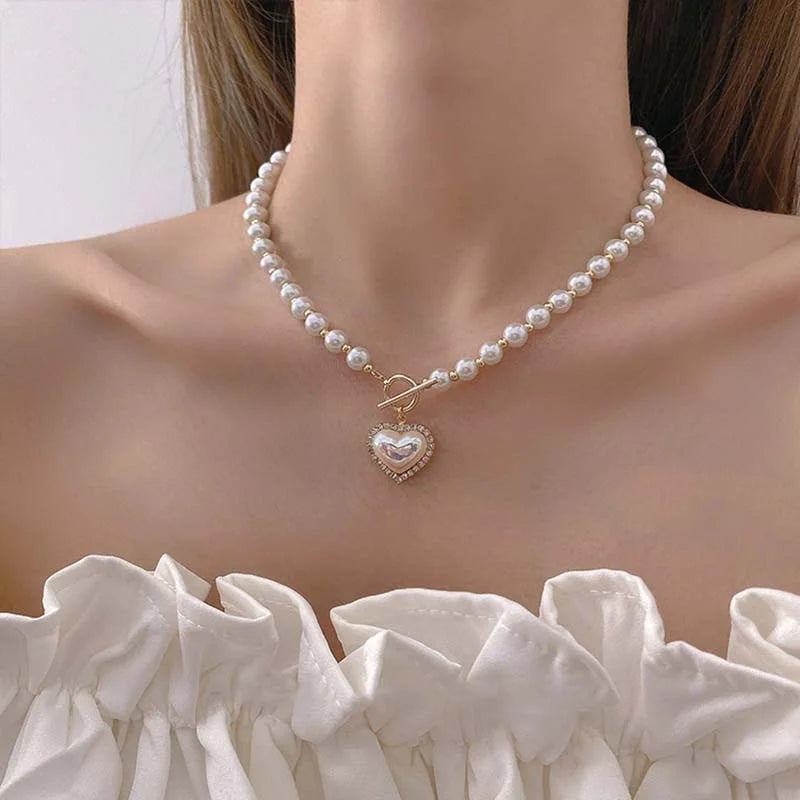 Elegant Baroque Pearl Necklace