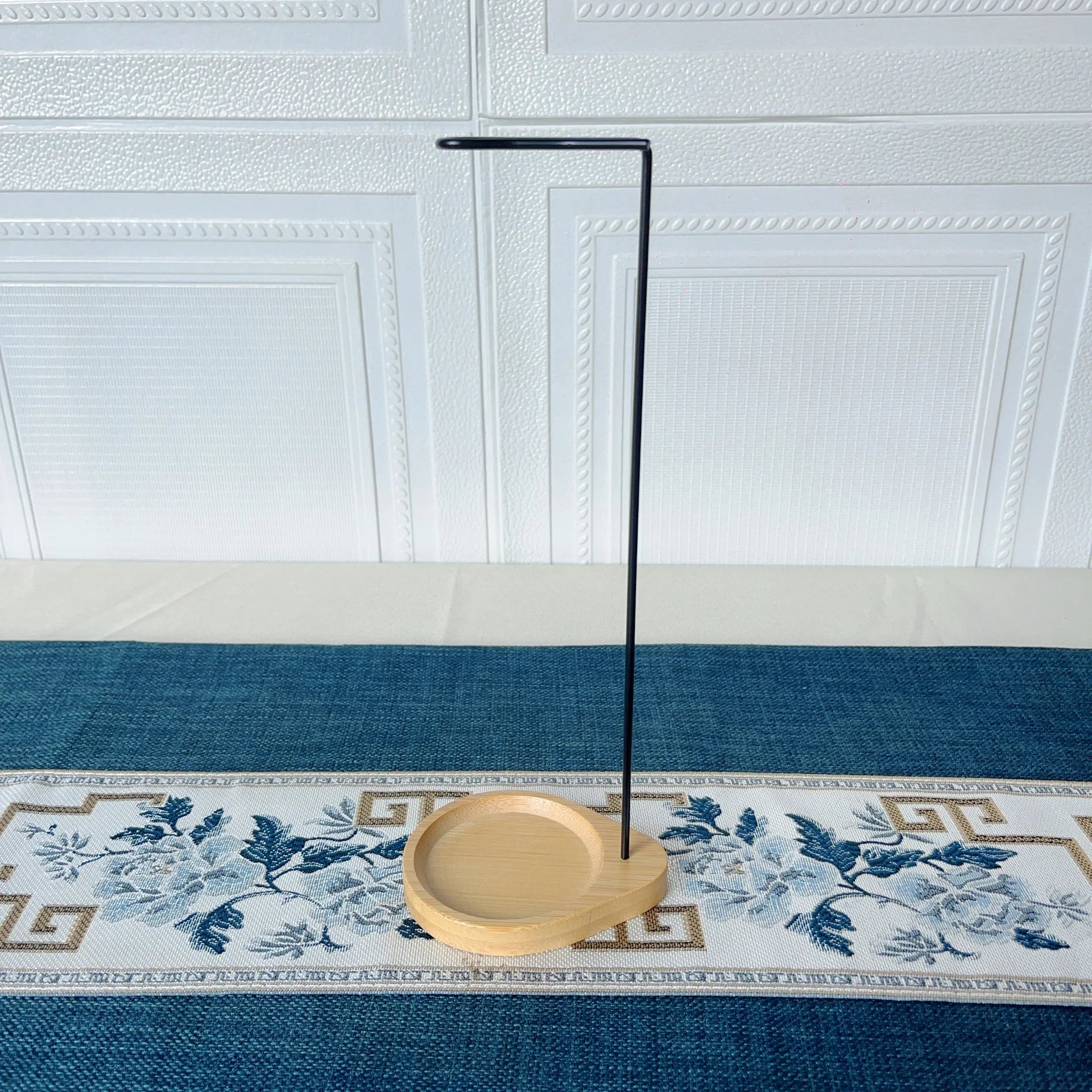 Insence Burner Upside Down Incense Burner Incense Stick Holder Wooden Round Incense Tray Ornament Bedroom Home Yoga Decoration