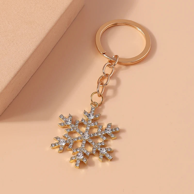 Fashion Crystal Christmas Snowflake Keychain for Car Key Festival Gifts for Women Men Handbag Pendant Keyrings DIY Accessories