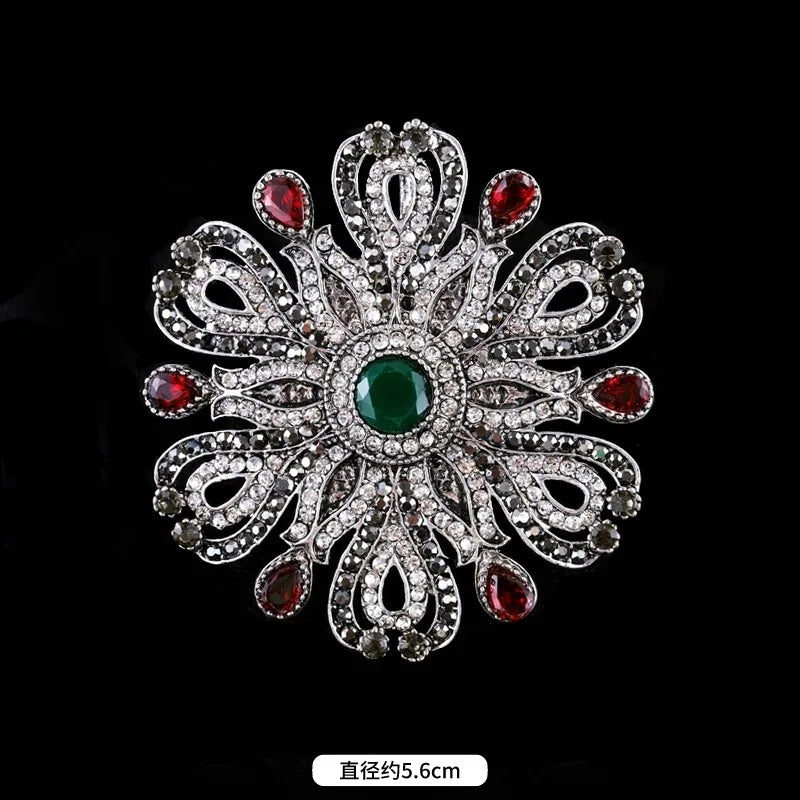 Baroque Style Vintage Women Men Fashion Crystal Brooches Pins Retro Palace Metal Badges Lapel Pin Unisex Party Corsage Jewelry