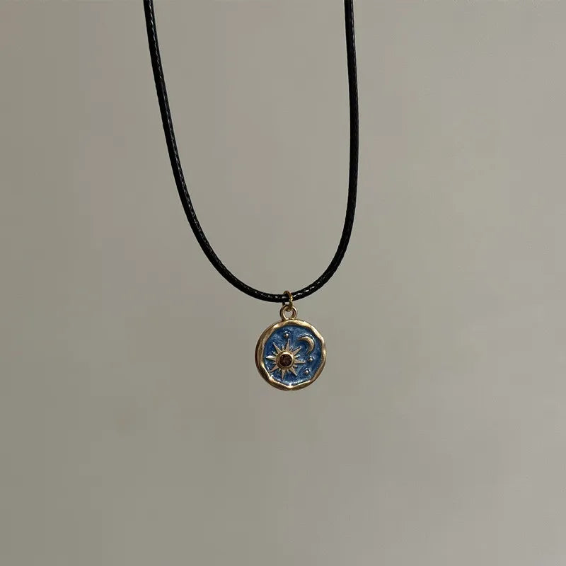 Vintage Drip Oil Flower Sun Pendant Necklace Leather Rope