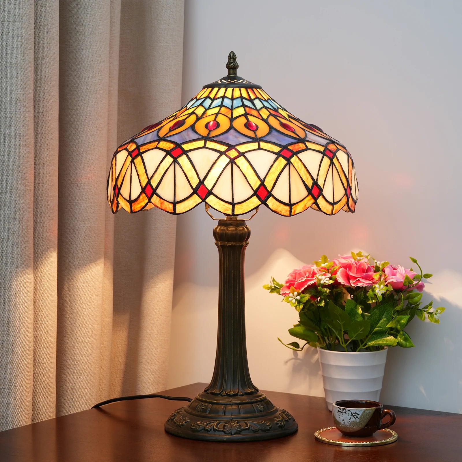 Yellow Peacock Tail Style Stained Glass Table Lamp Vintage Handmade Reading Lamp for Living Room Home Office Decor Light