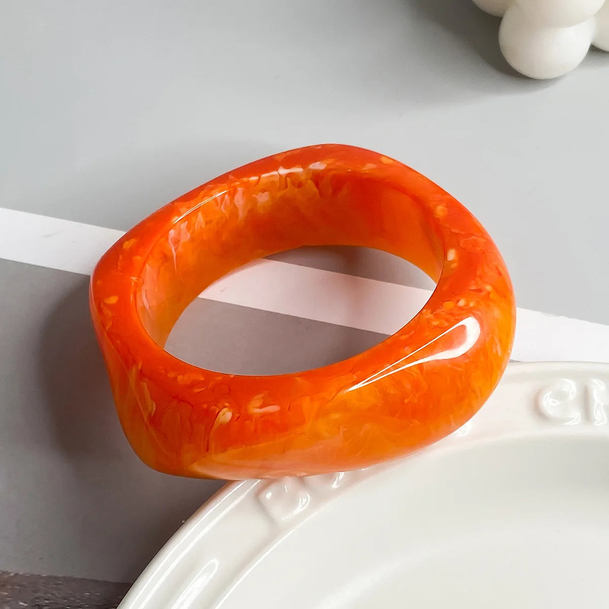 KMVEXO Vintage Punk Brown Coffee Thick Resin Acrylic Bangles Geometric Irregular Wide Cuff Bangle Bracelet For Women Men Jewelry